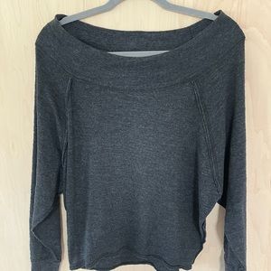 FREE PEOPLE LONG SLEAVE WIDE SHOULDER SWEATER